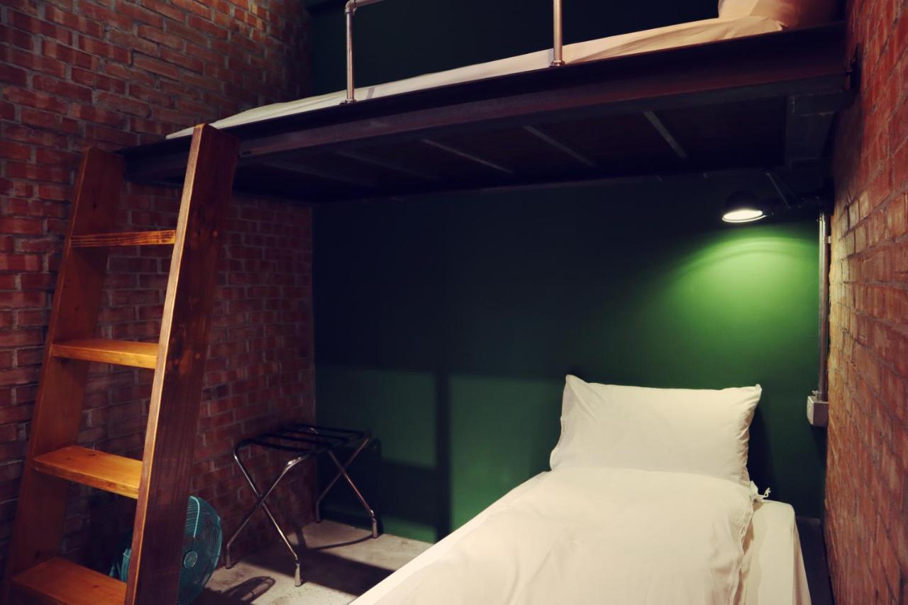 Travel Charger Hostel Hualien City Luaran gambar